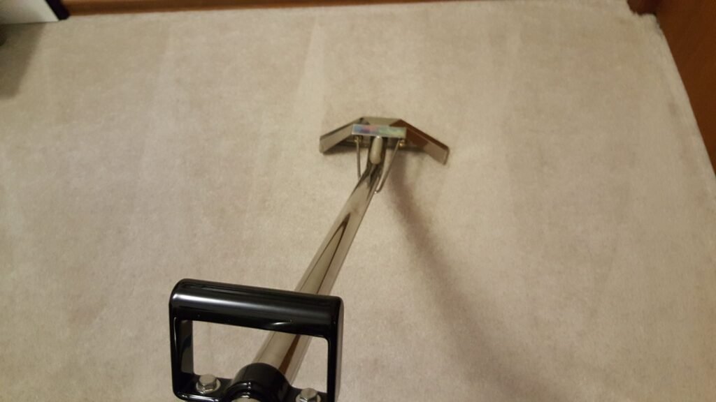 Carpet cleaning or cleaning up a flood with a wand